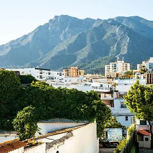 Escuela Village Apartment